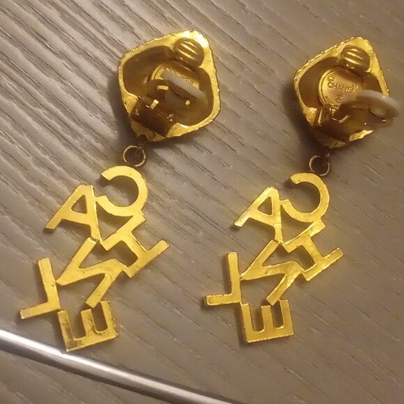 Chanel Vintage Dangle Earrings Clip-On Rare - Picture 17 of 17